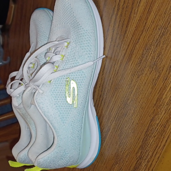 Sketchers Memory Foam Sneakers,  white & turquoise,  size 9.5 - Picture 3 of 8